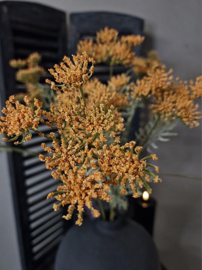 Brynxz single lace flower yellow 80 cm.