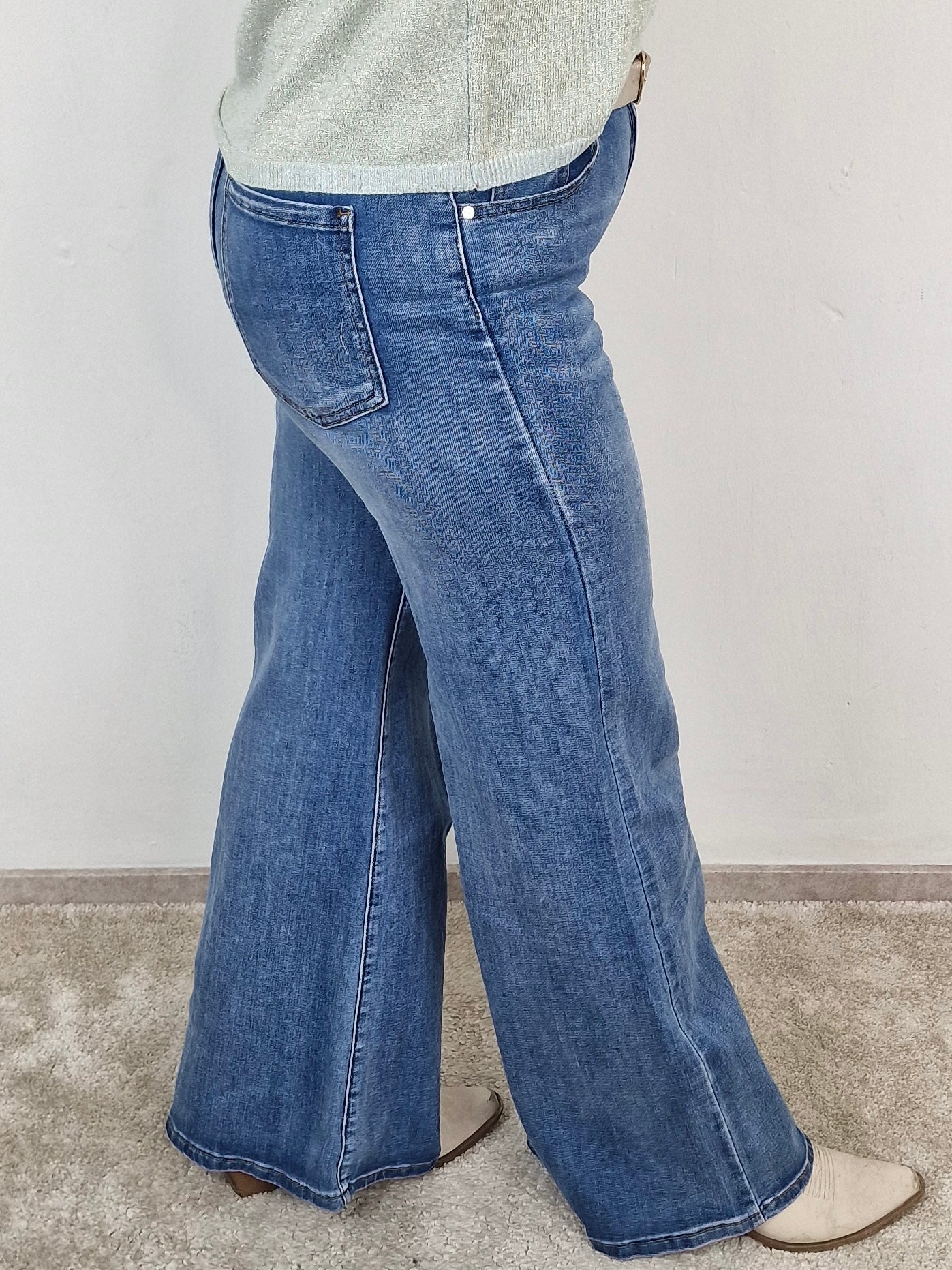 Monday super flared jeans