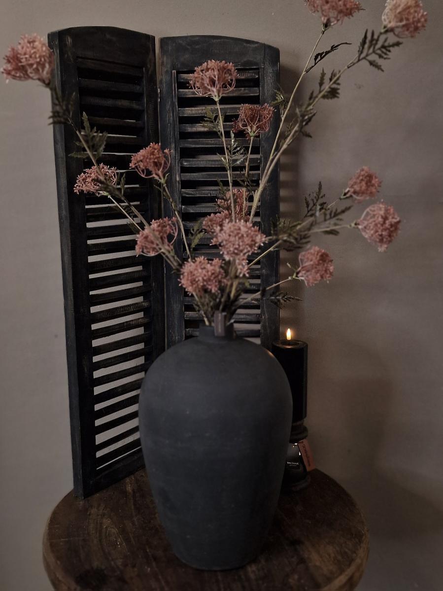 Brynxz shield flower spray mauve- 83 cm.