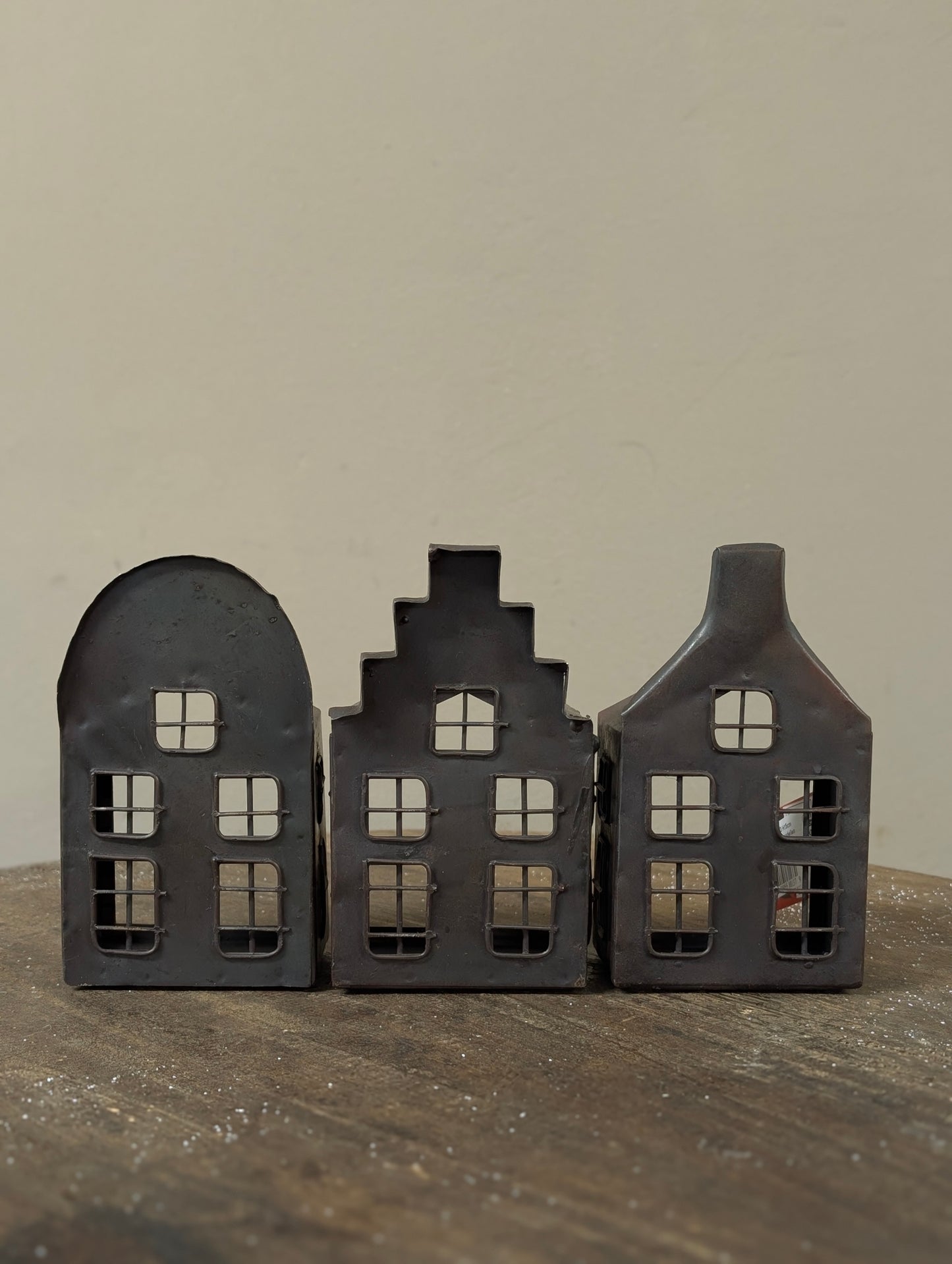 Huisje Hollands huisje +/- 15cm - bruin/zwart