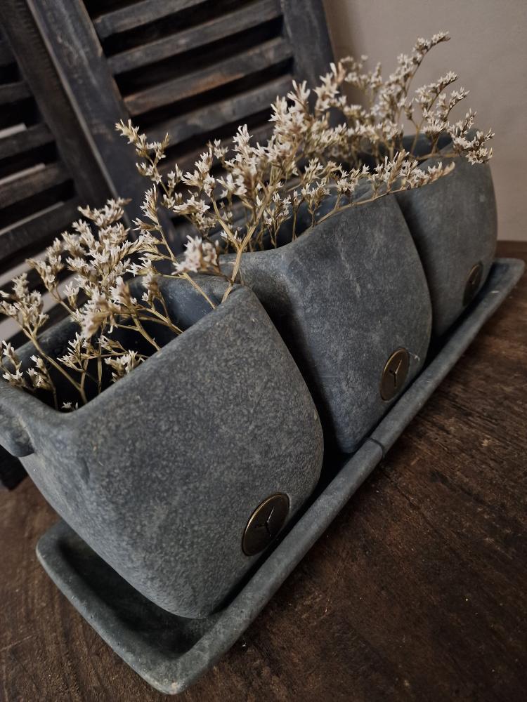 Brynxz set of 3 planters on plate Majestic vintage- 38x14x14