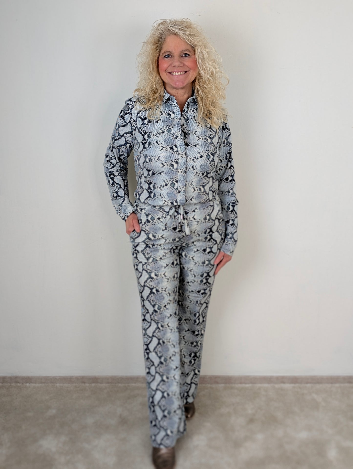 Mi Piace broek straight - Dark blue/ light blue snake print