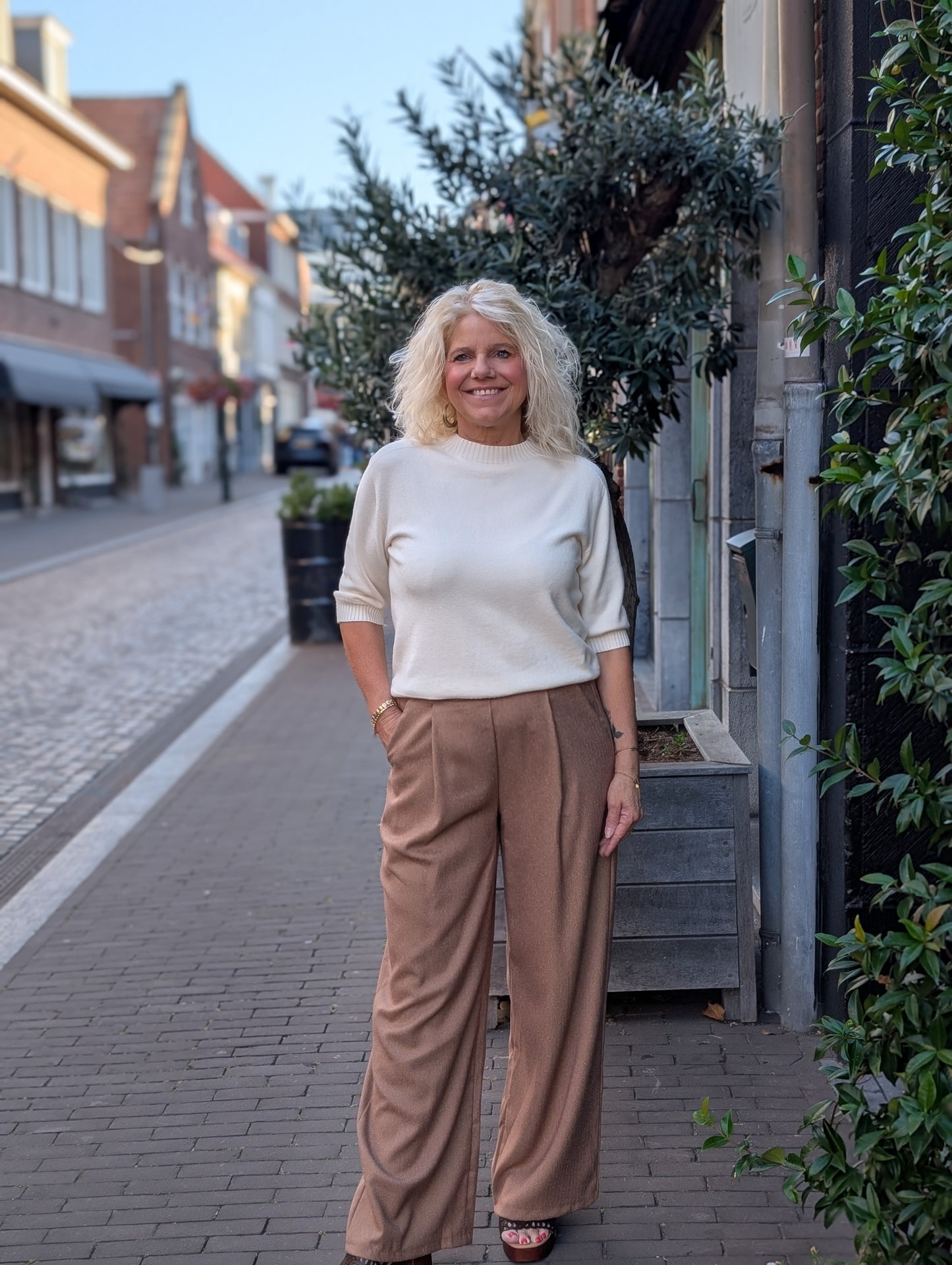 Pattie trui met ronde hals - Ecru
