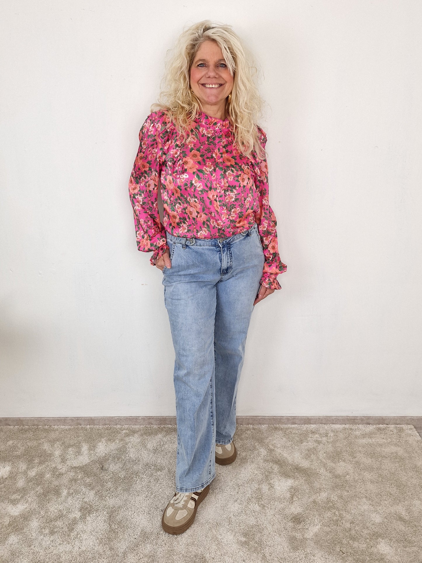Flower blouse Nienke - Fuchsia