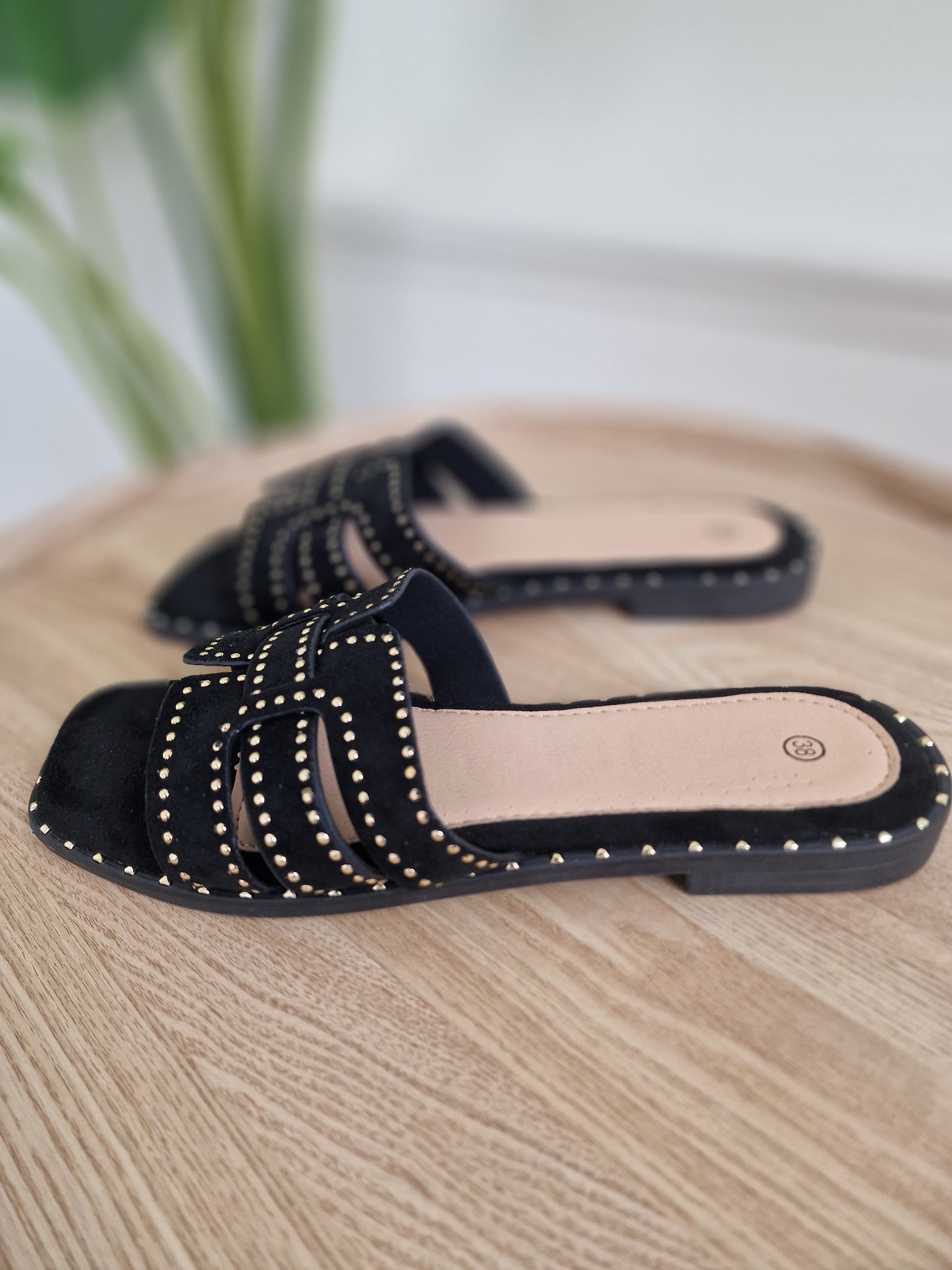 Noël slipper - Zwart met gouden stuts