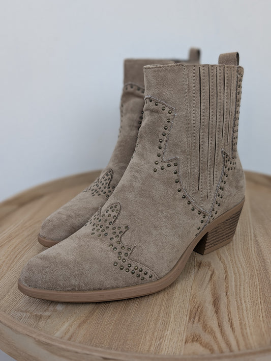 Sabrina Laarzen studs - Beige