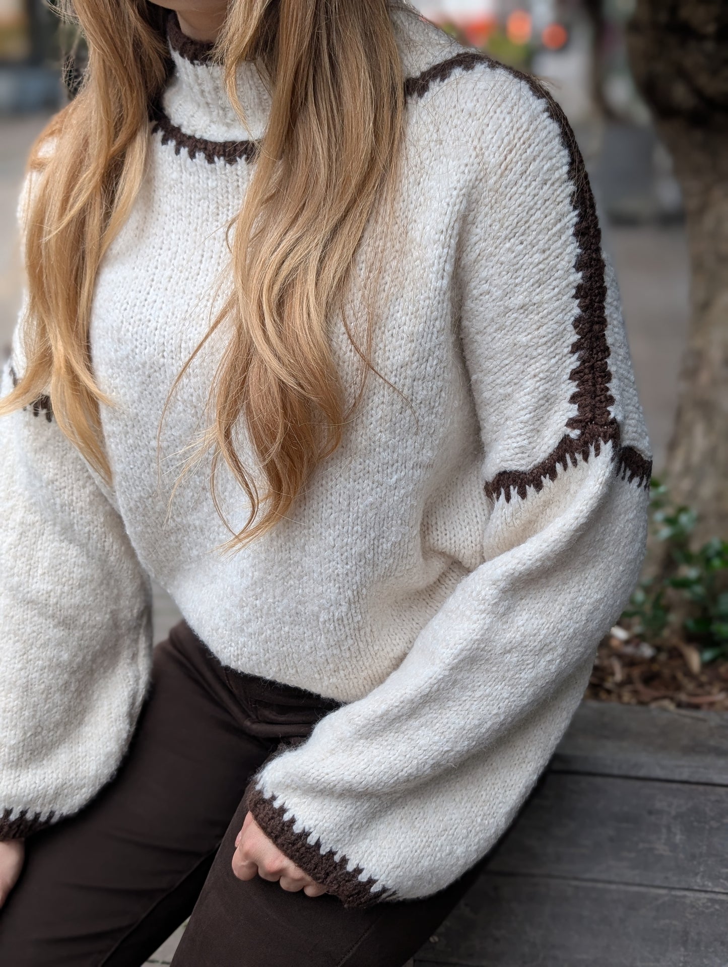 Mayke trui met col - Creme/ Bruin