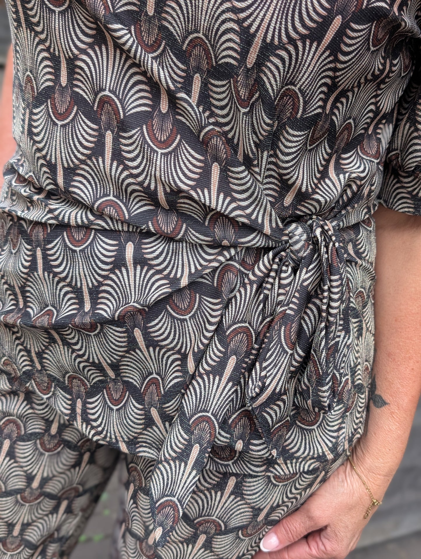 Welty strik top - Print motief / Bruin tinten