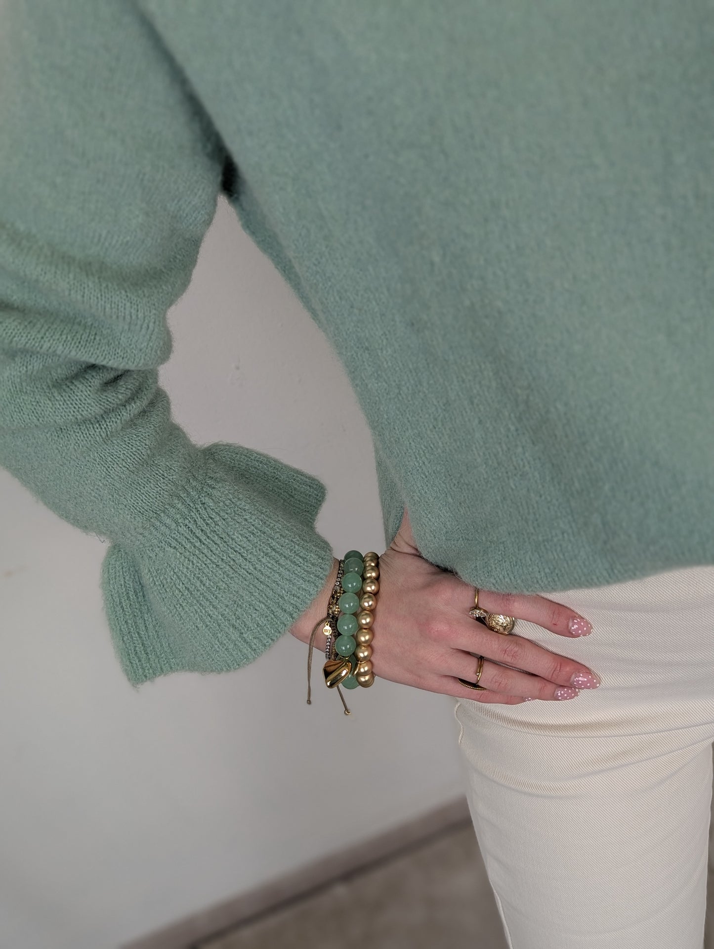 Fijn gebreide trui met ruffle mouwen - Groen