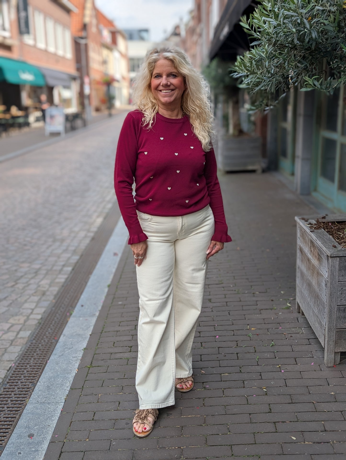 Nina trui met gouden hartjes - Bordeauxrood
