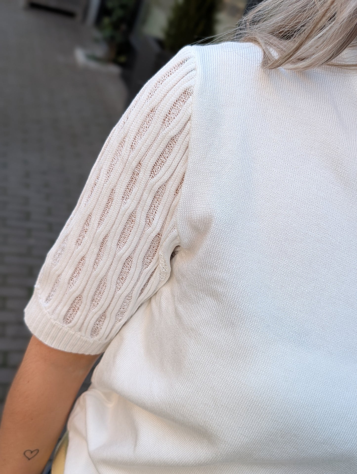 Evita shirt met open gewerkte mouw - Wit