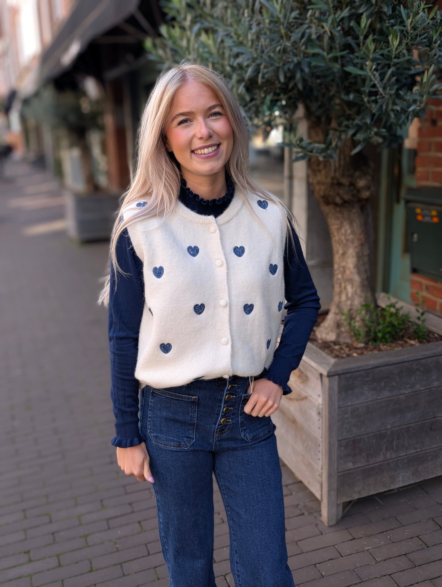 Hartjes gilet Juna - Ecru/Blauw
