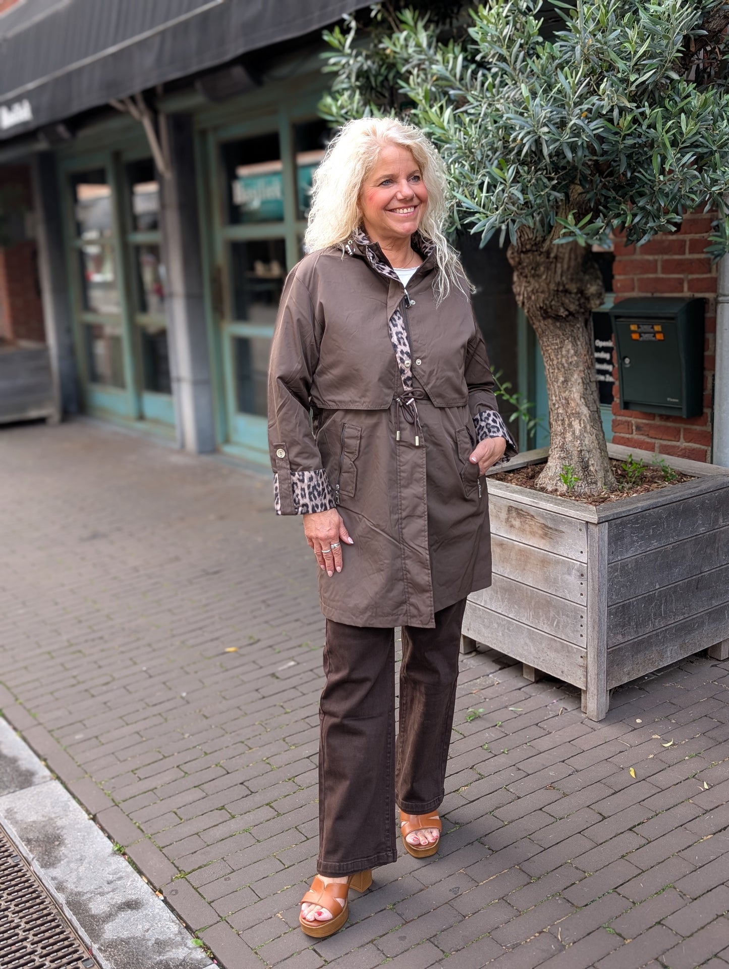 Pamela regenjas - Donker bruin / panter