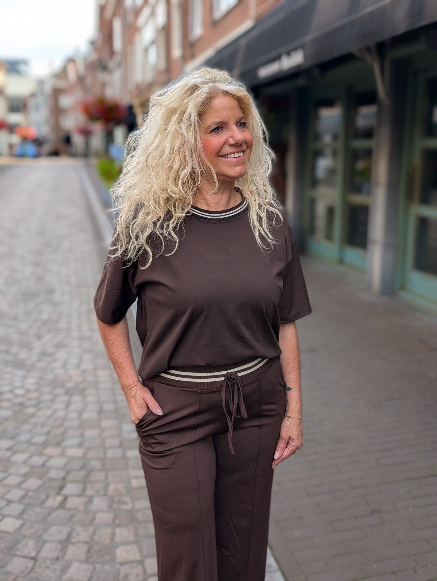 Travel shirt Linda met bies - Bruin