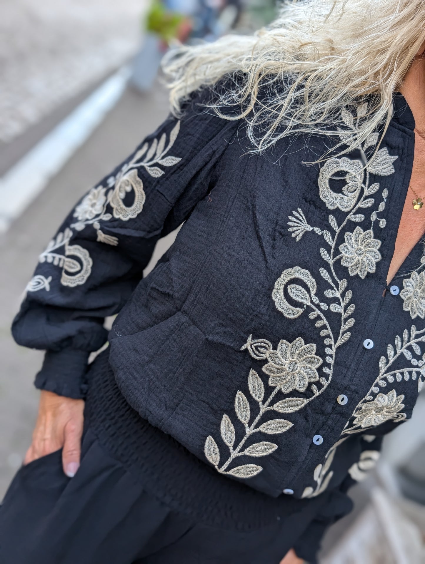 Francoise flower blouse - Zwart / creme