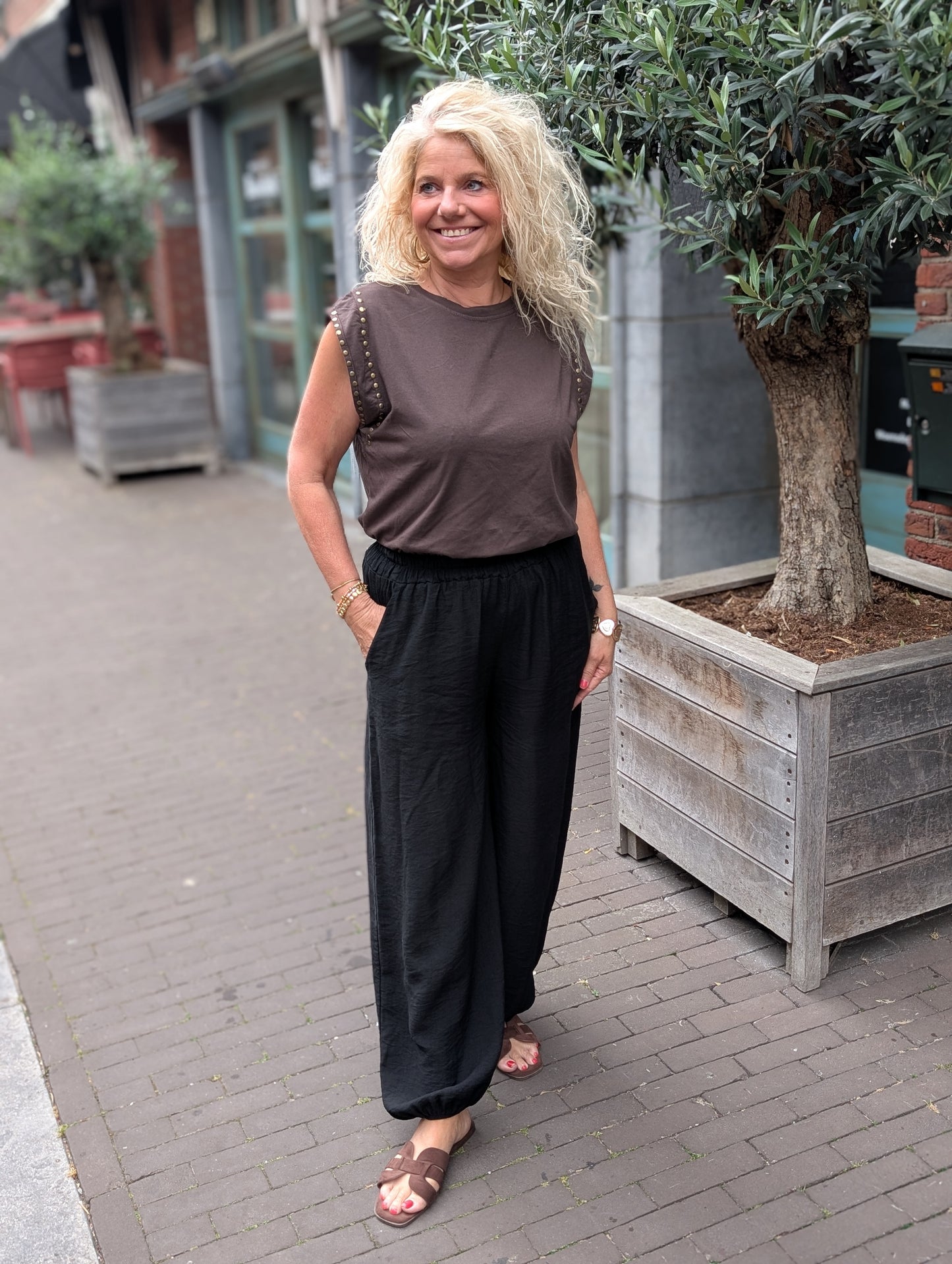 Moon studs top - Bruin