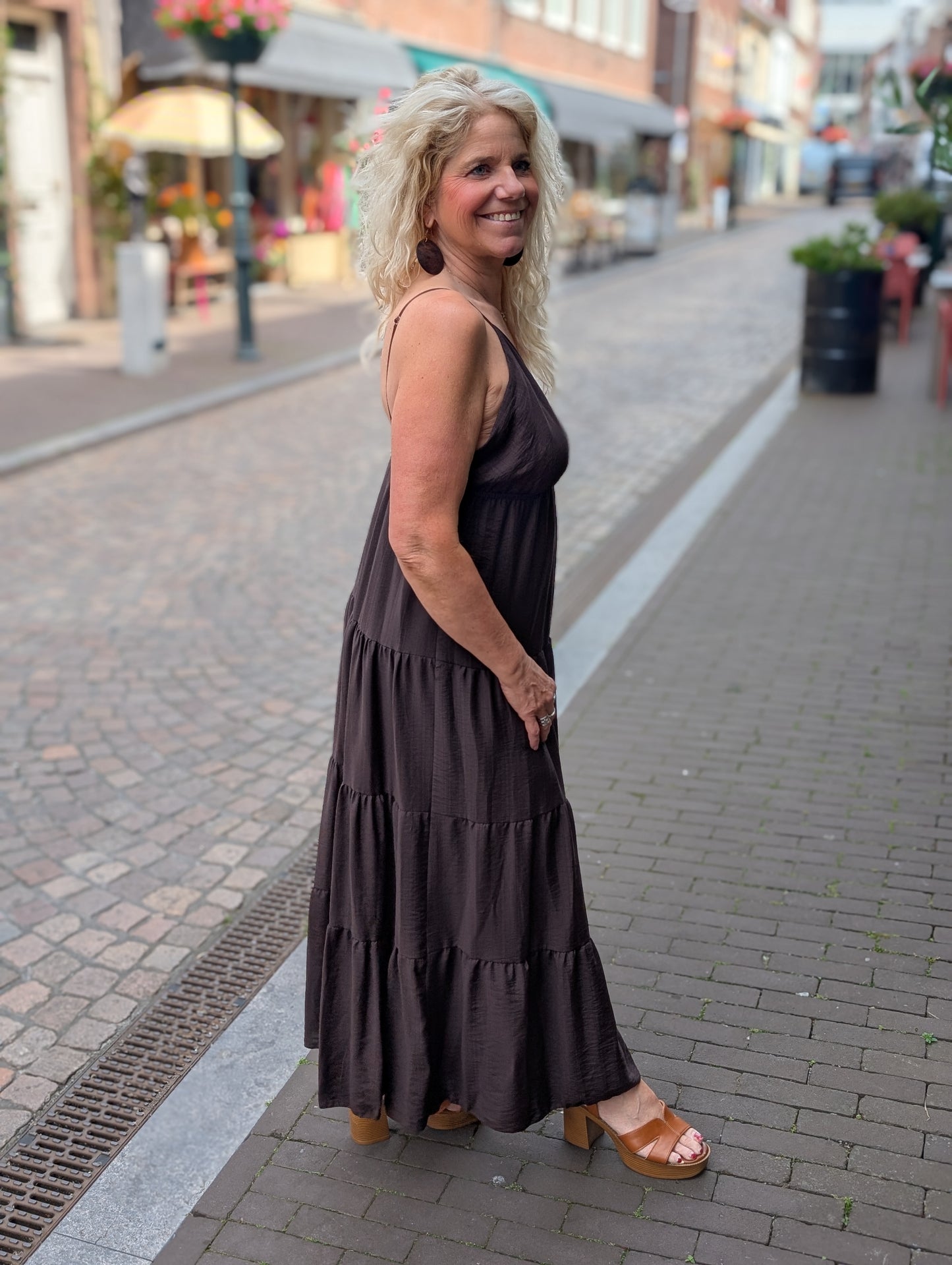 Pathy jurk met broche - Donker bruin