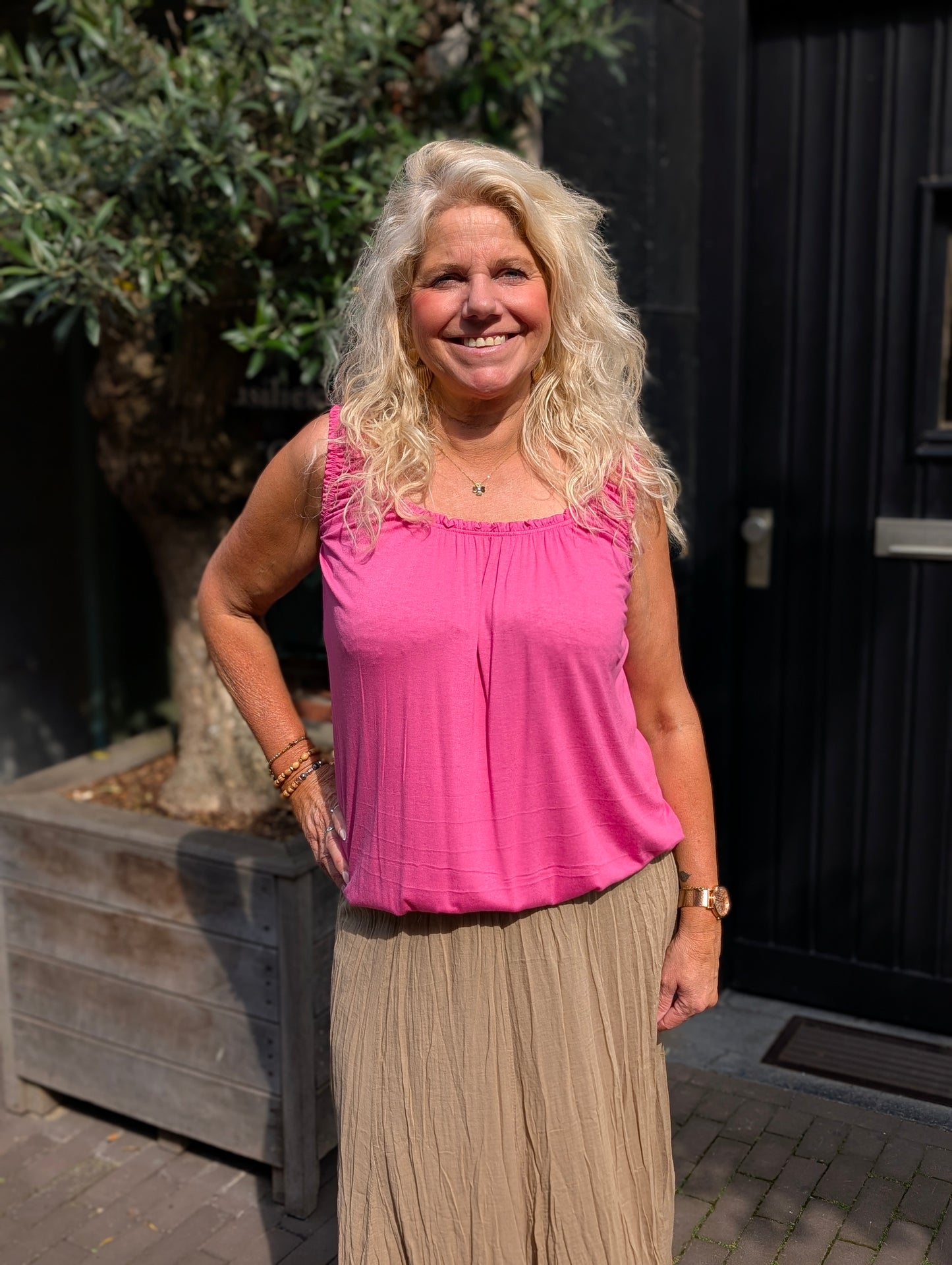 An top met ruffle - Roze