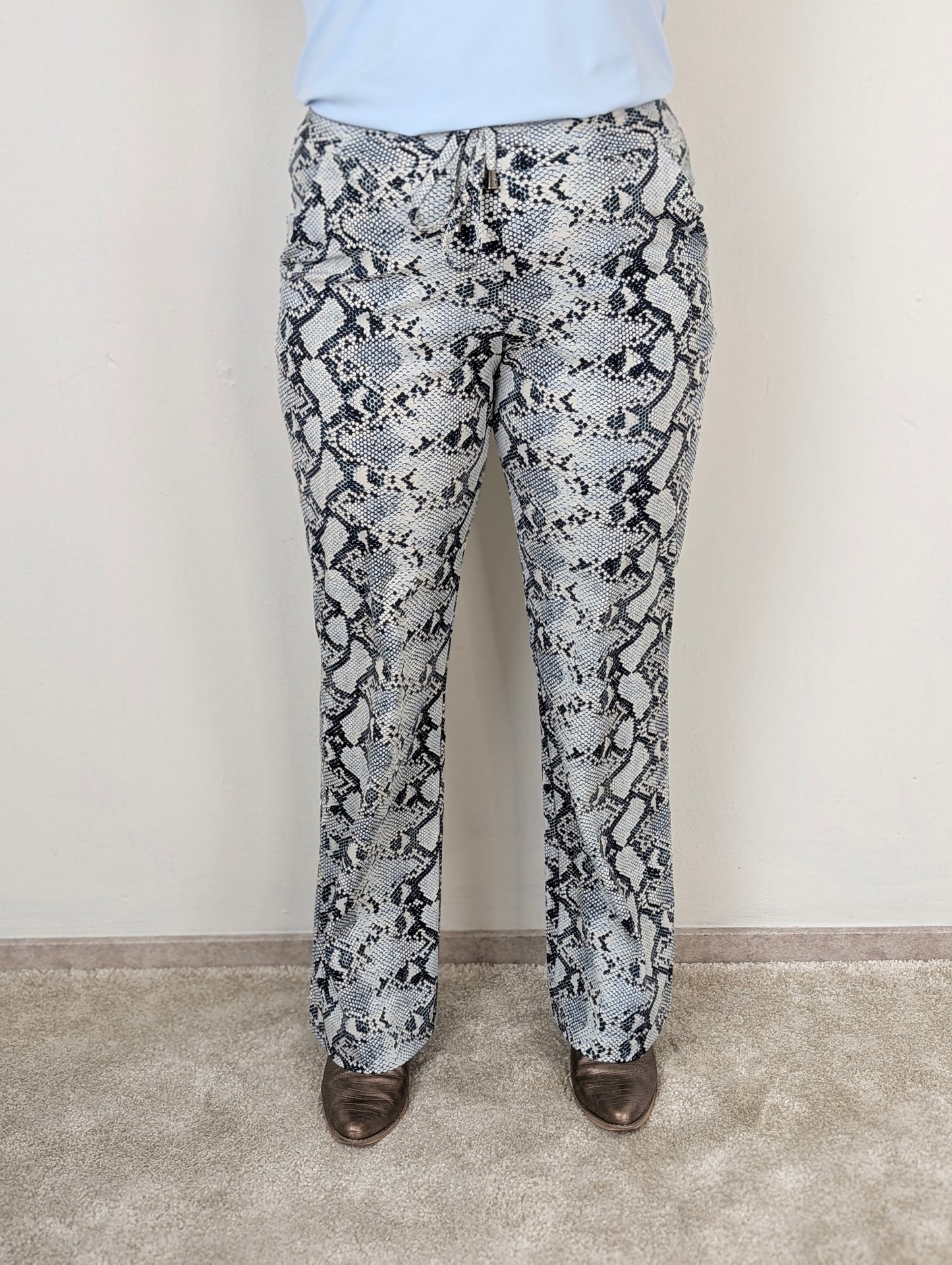 Mi Piace broek straight - Dark blue/ light blue snake print