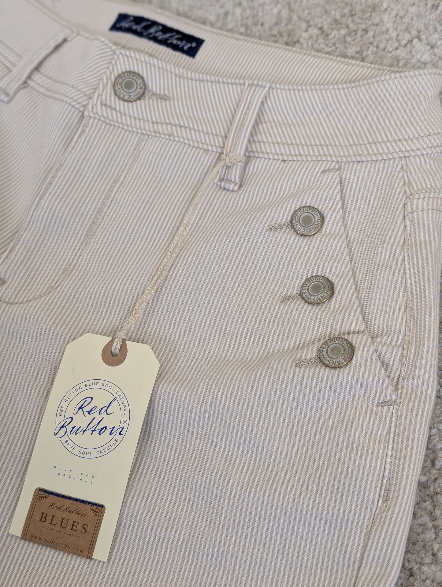 Bibette Red Button short denim stripe
