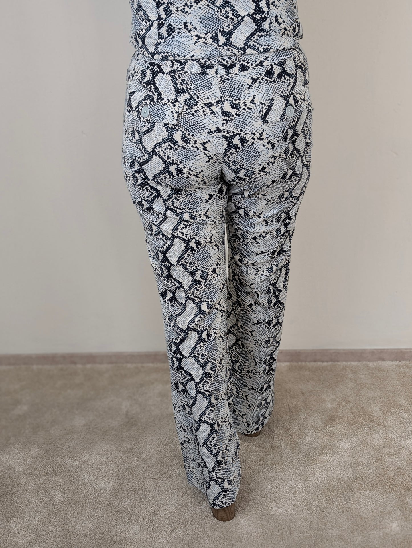 Mi Piace broek straight - Dark blue/ light blue snake print