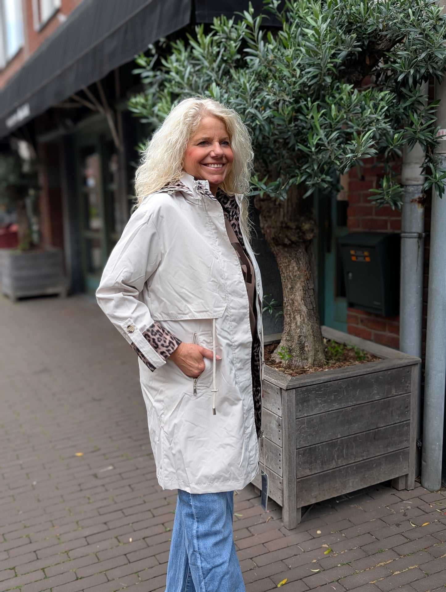 Pamela regenjas - Beige / panter