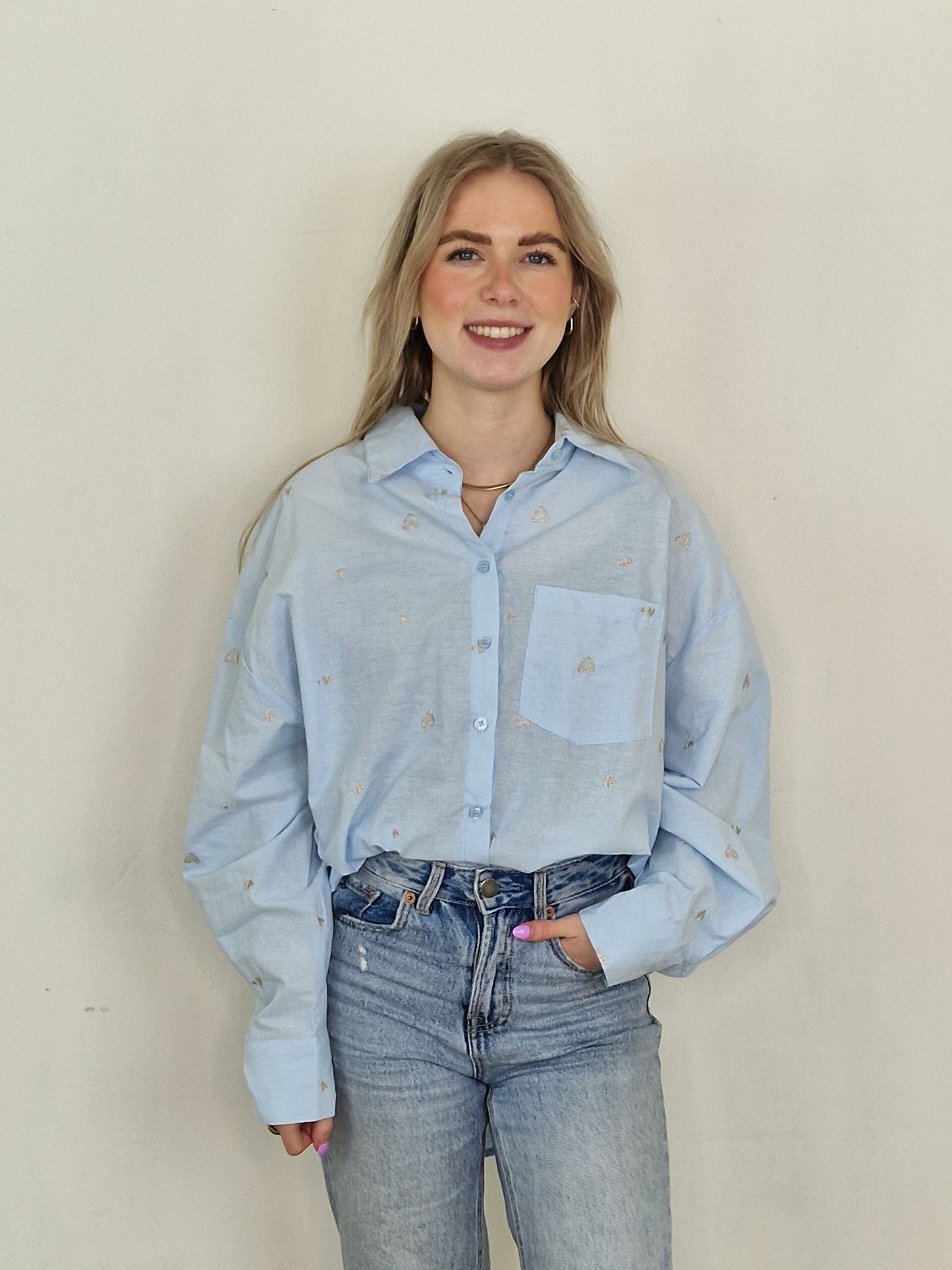 Belinda blouse - Licht blauw met gouden hartjes