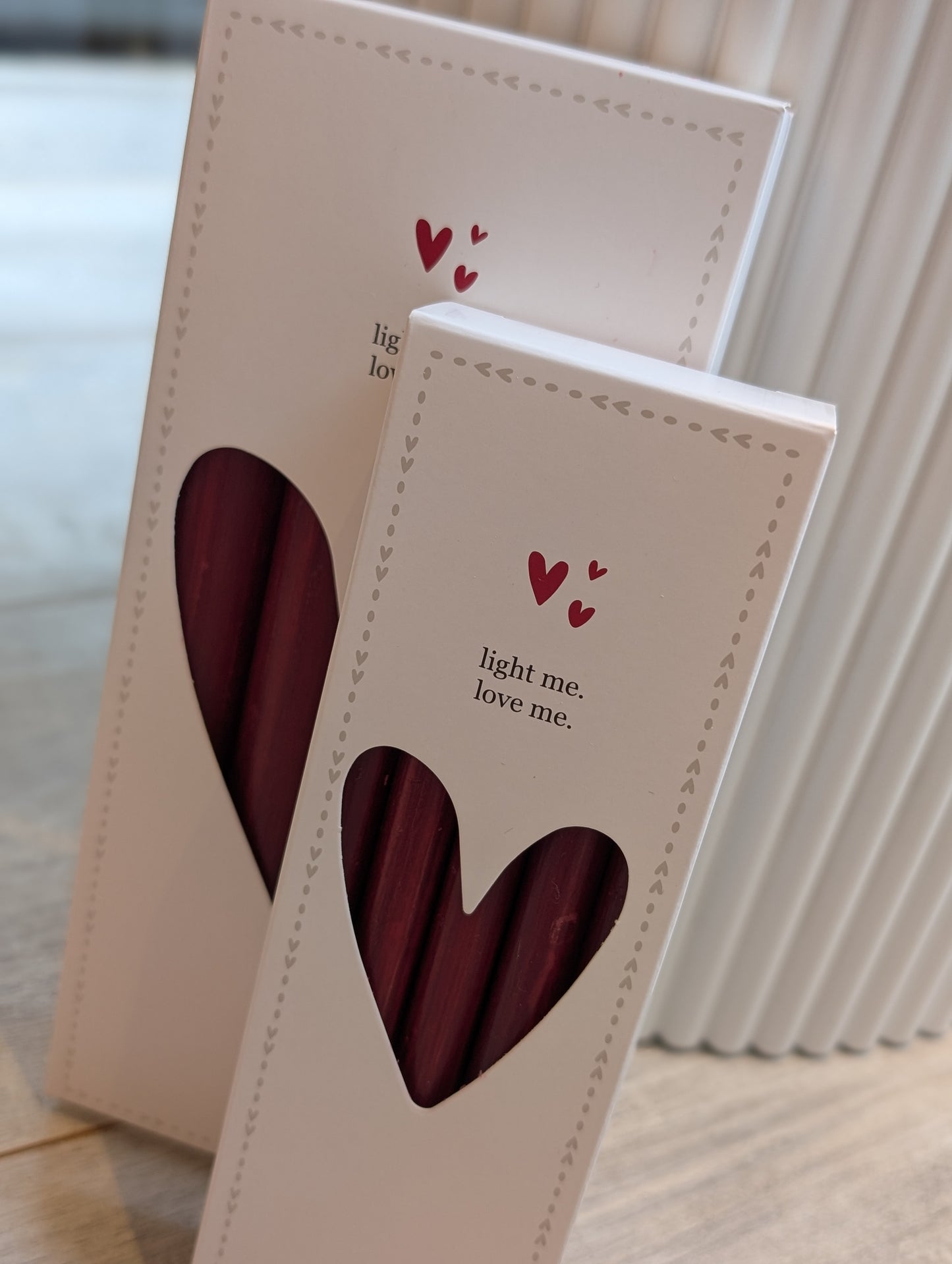 Set van 4 rustieke kaarsen 20cm - Light me. Love me red Zusss