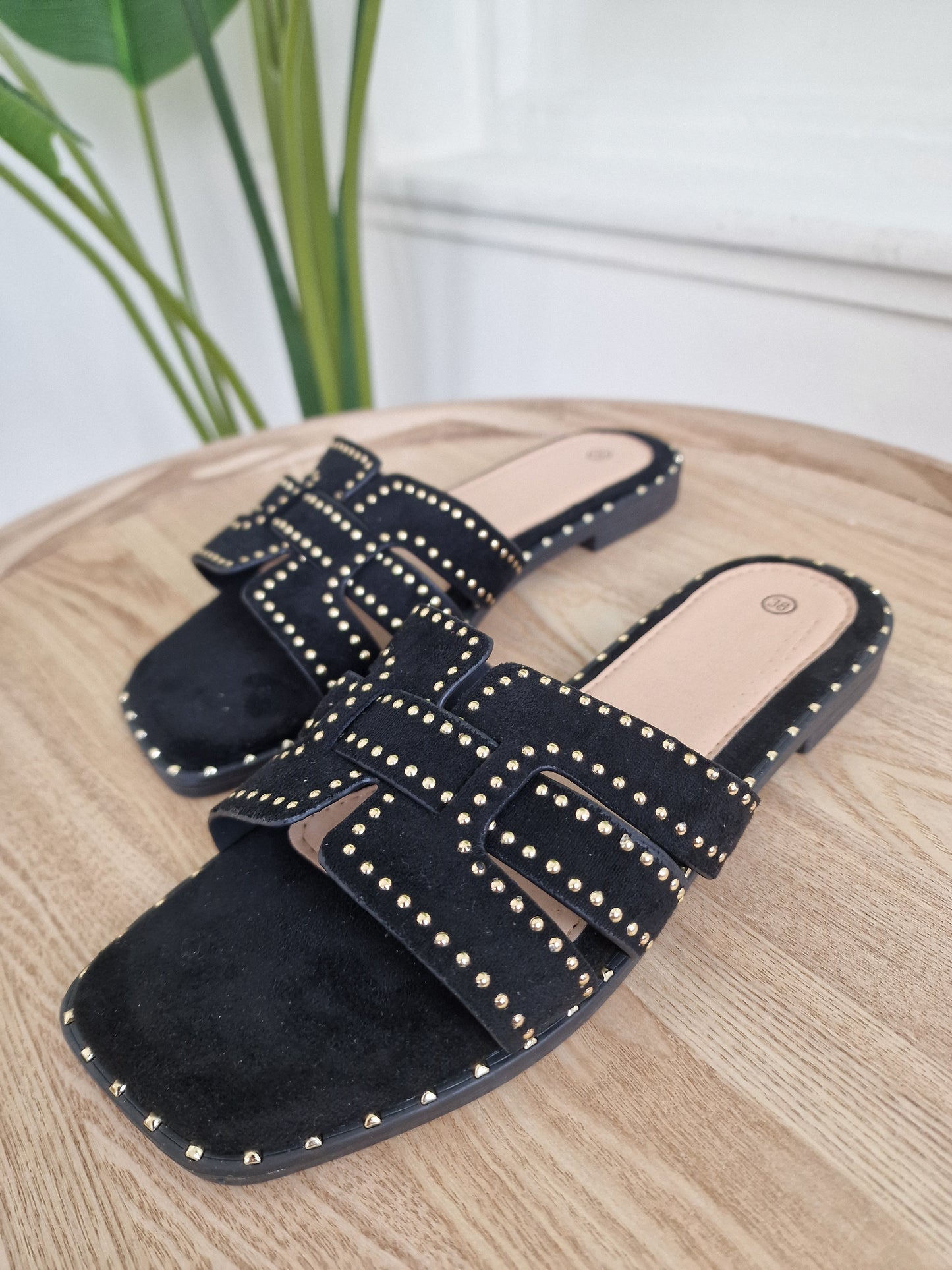 Noël slipper - Zwart met gouden stuts