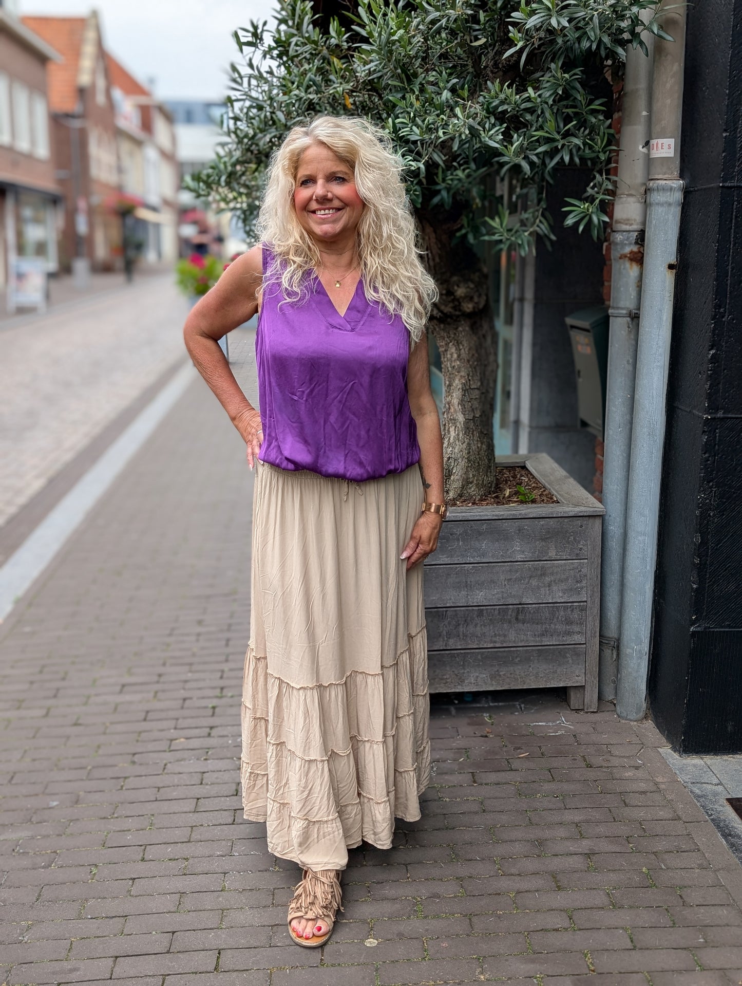 Silk top met v-hals en elastiek onderin - Paars