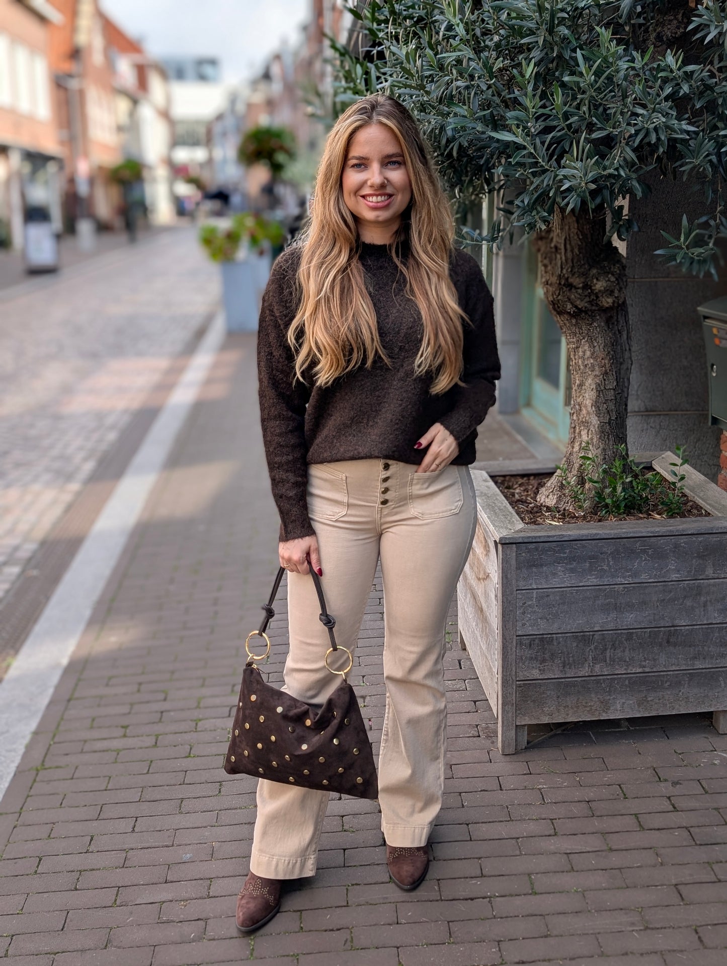 Open rug trui Evana - Bruin