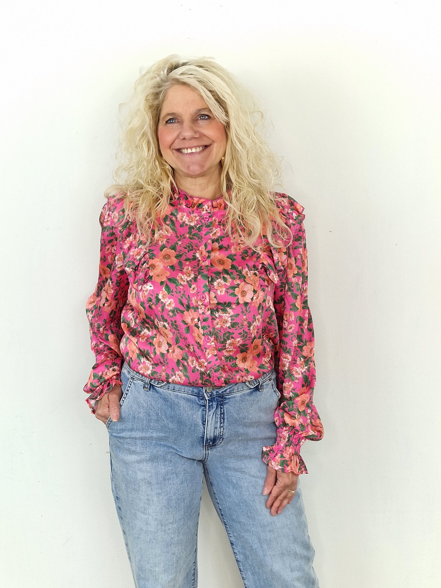 Flower blouse Nienke - Fuchsia