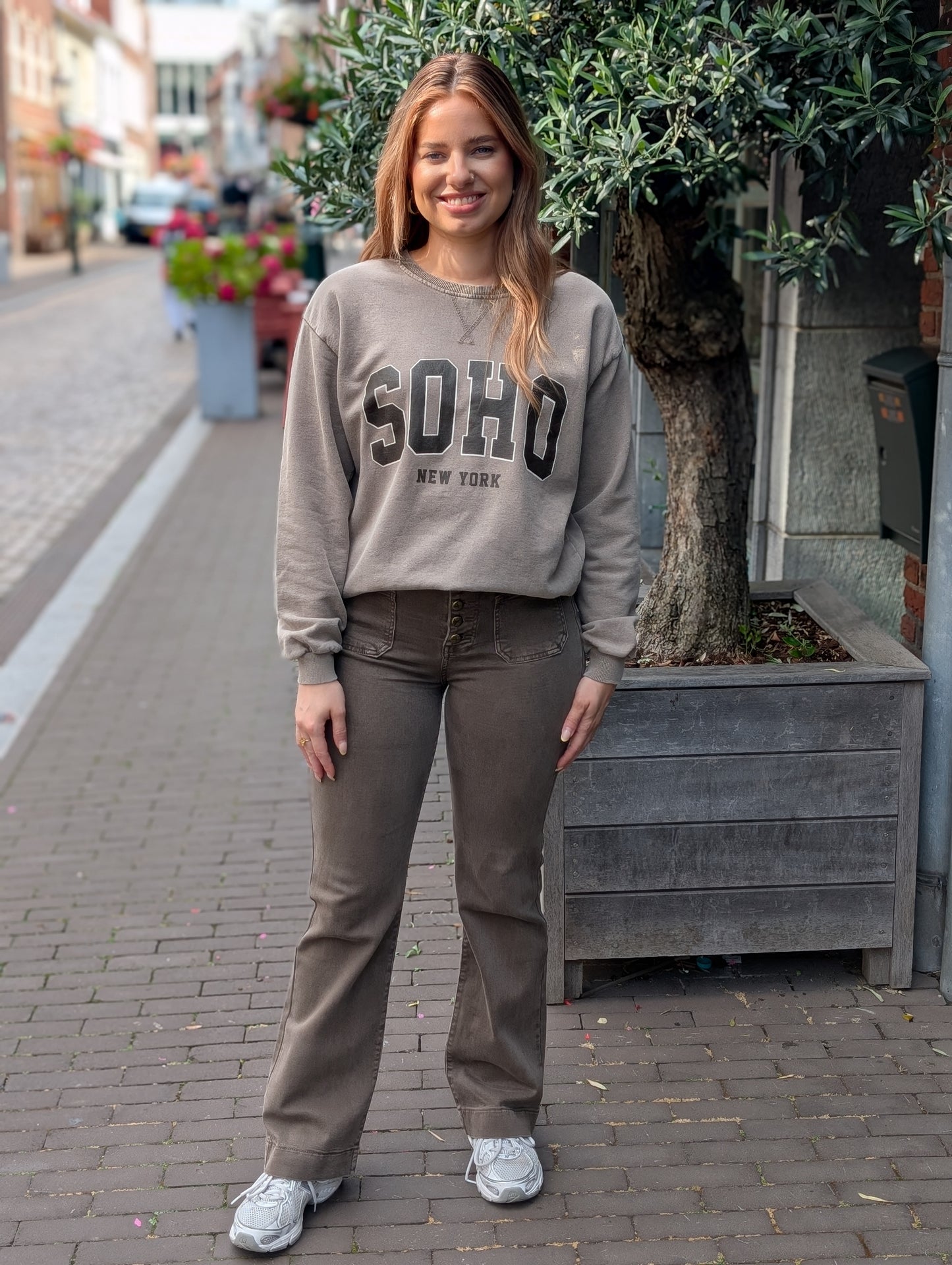 SOHO Sweater - Washed brown
