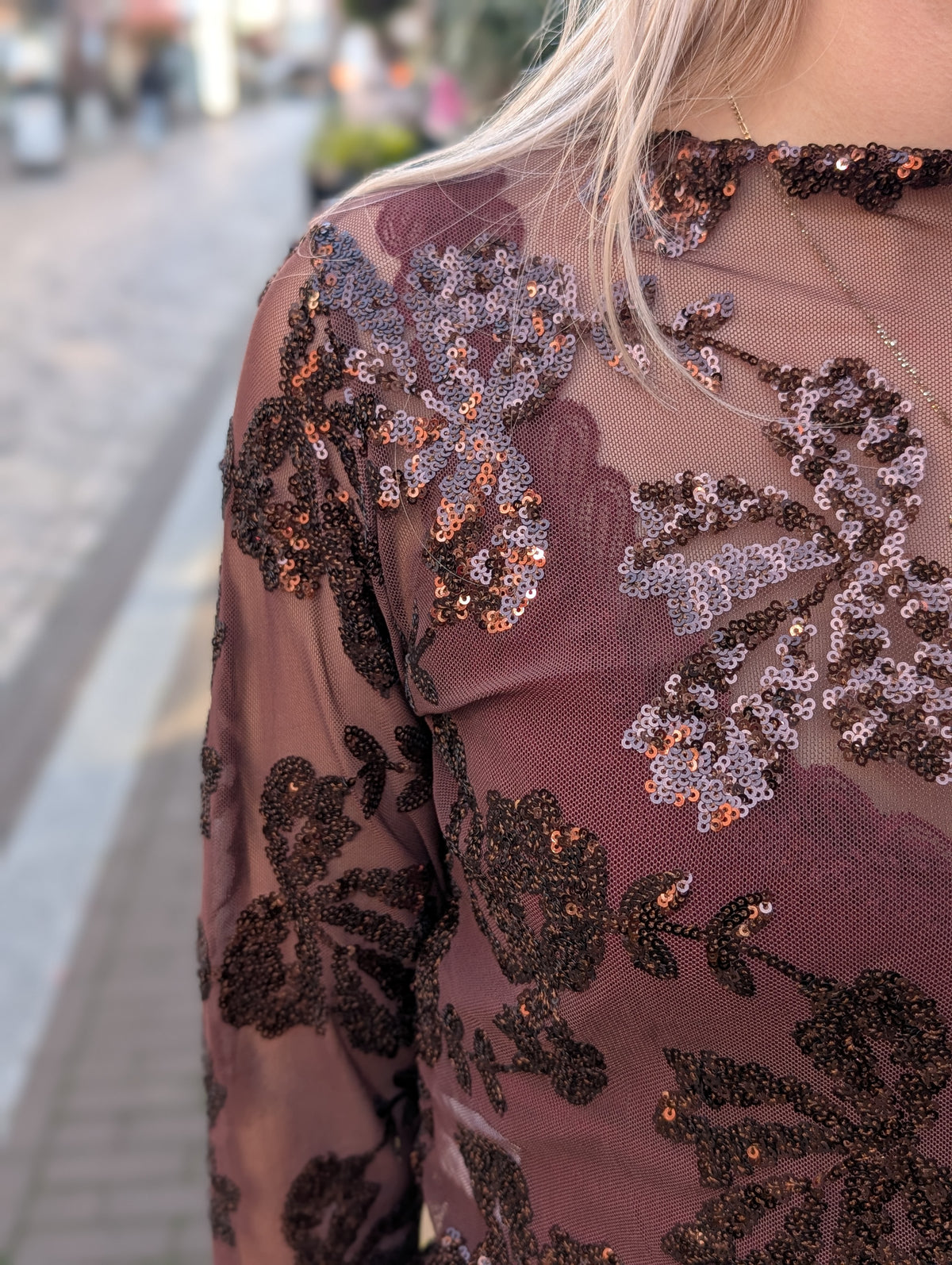 Sparkle mesh top - Bruin