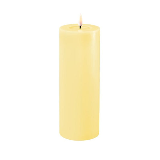Led stompkaars - Light yellow 7,5x20 cm.