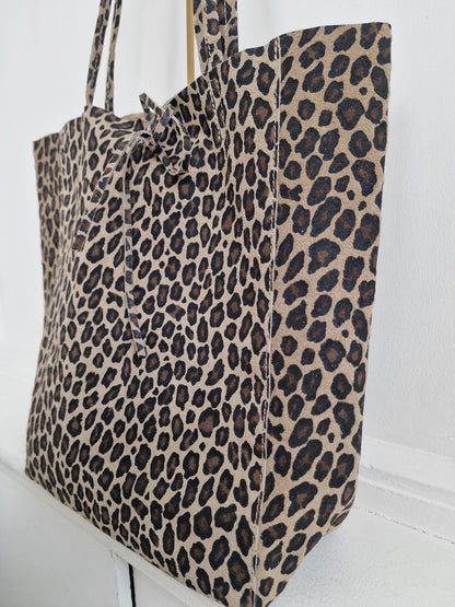 Leopard leren handtas met touwtjes