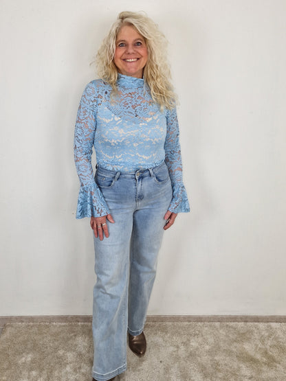 Lace top met flared mouwen Mace - Licht blauw