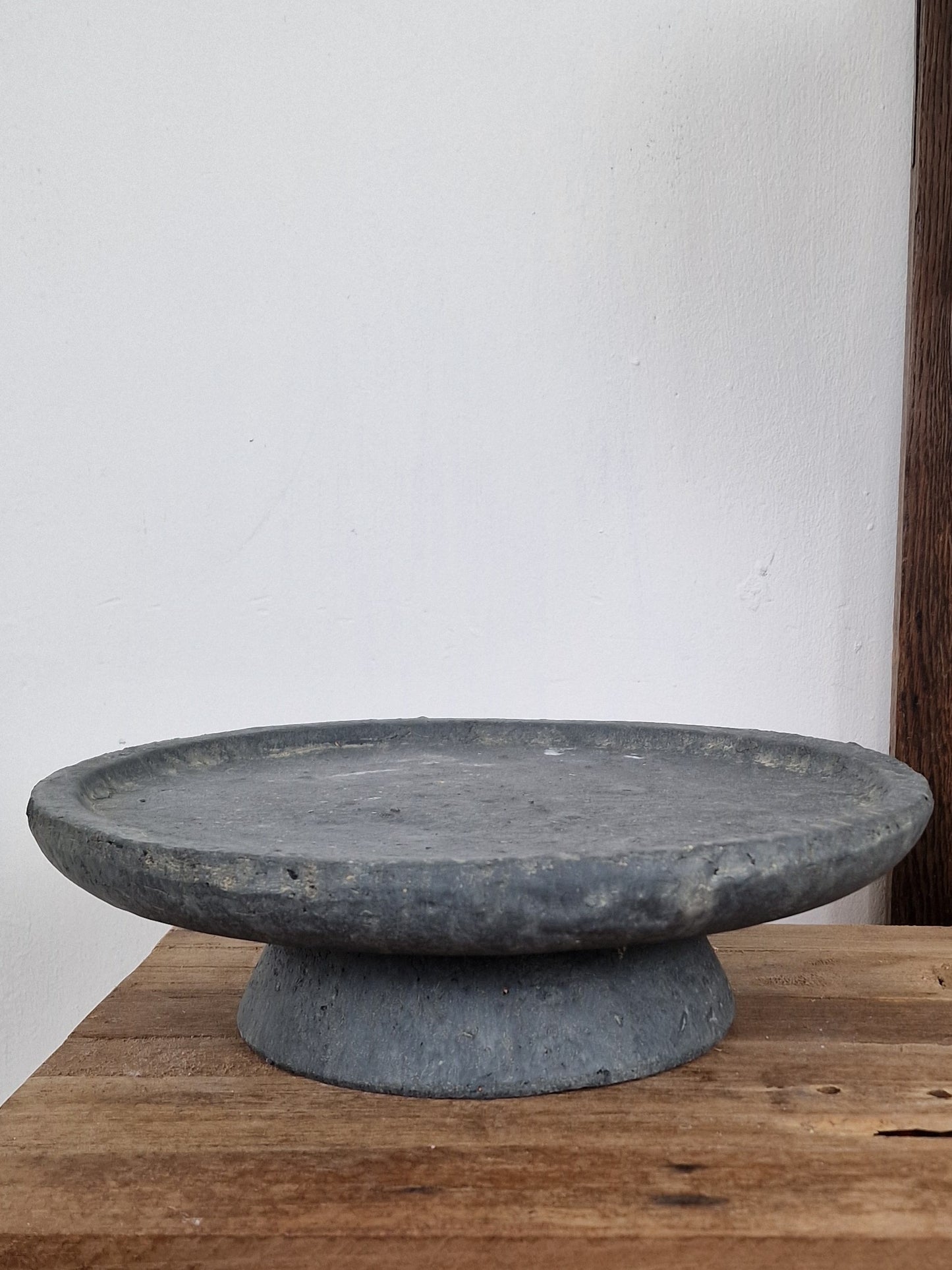 Brynxz – Schaal op voet M – Majestic Grey– D.36cm