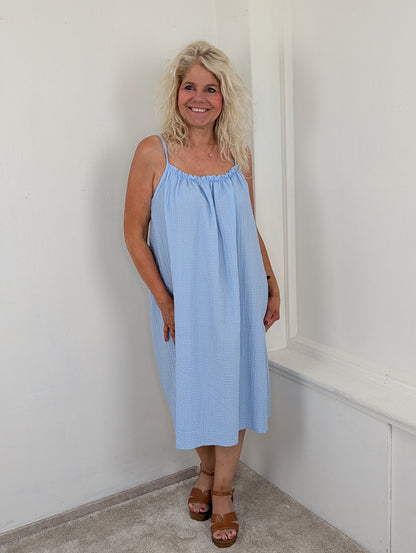 Amalfi crincle dress - Lichtblauw