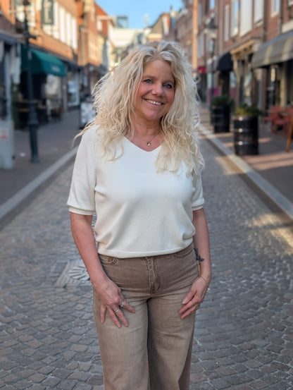 V-hals basis top Melodie - Ecru