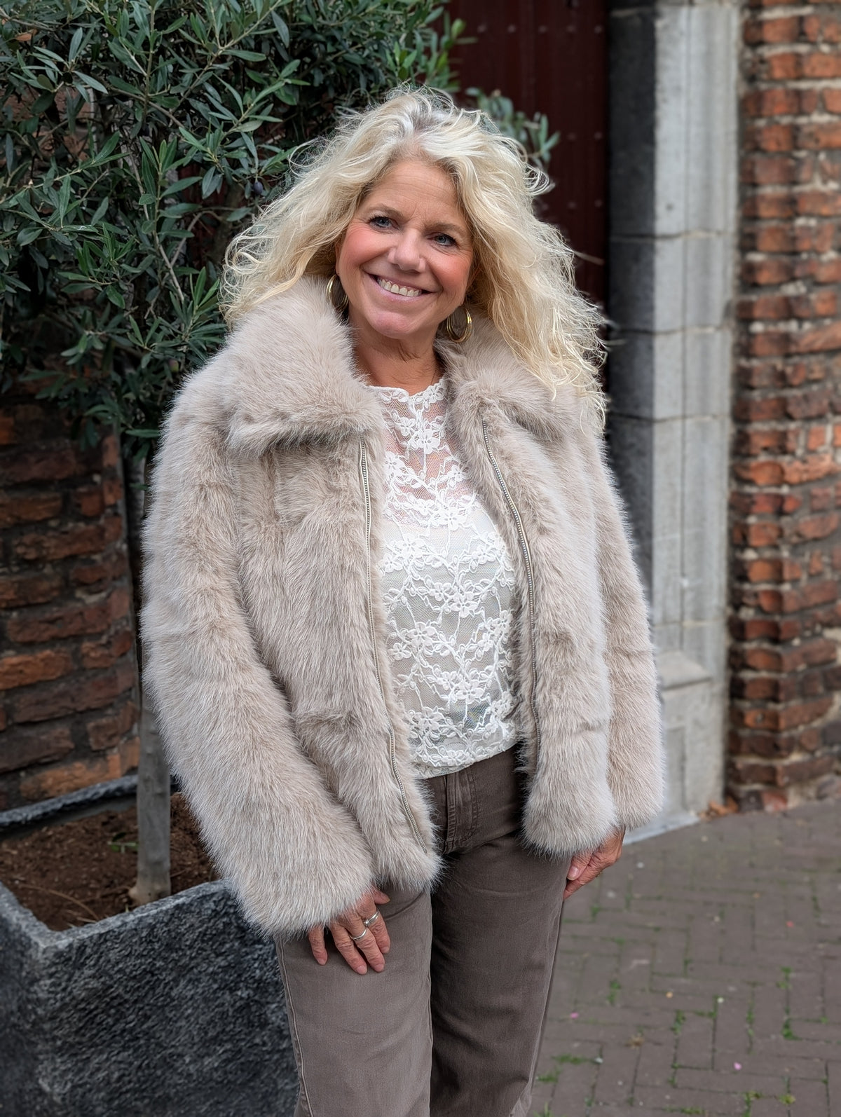 Suzane faux fur jas - Beige
