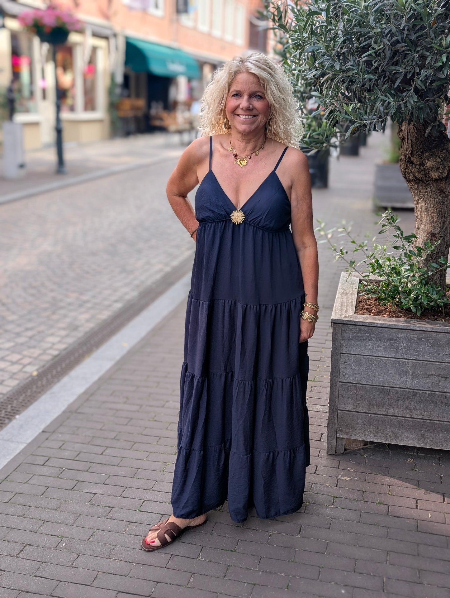 Bailey jurk met broche - Donker blauw