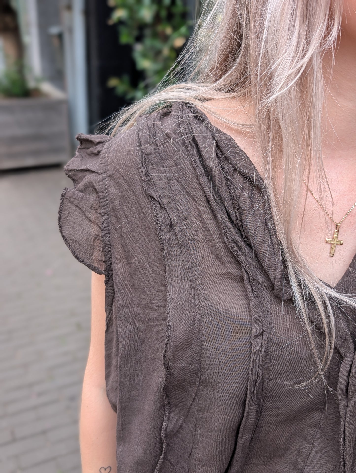 Katoenen ruffle top Marian - Donkerbruin