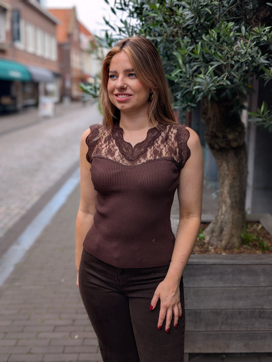 Clara top met kant - Bruin