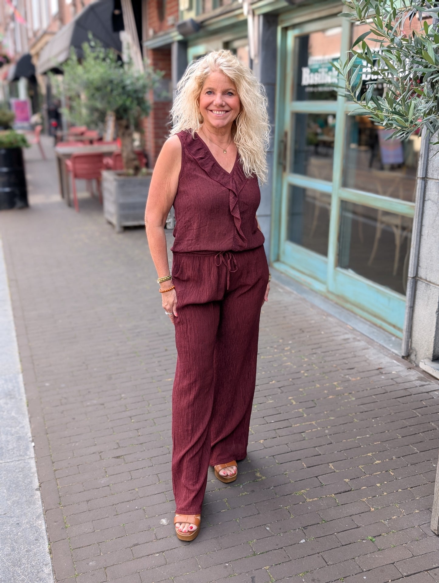 Patty ruffle top met v-hals - Bordeaux