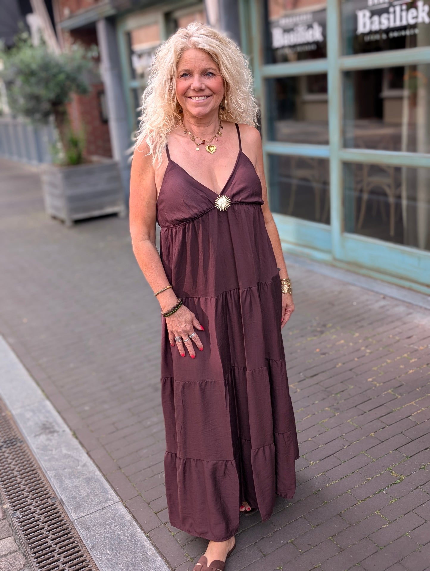 Bailey jurk met broche - Bruin