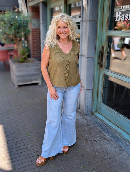 Patty ruffle top met v-hals - Groen