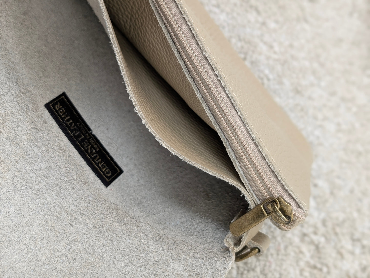 Leren envelop tasje Senna - Taupe