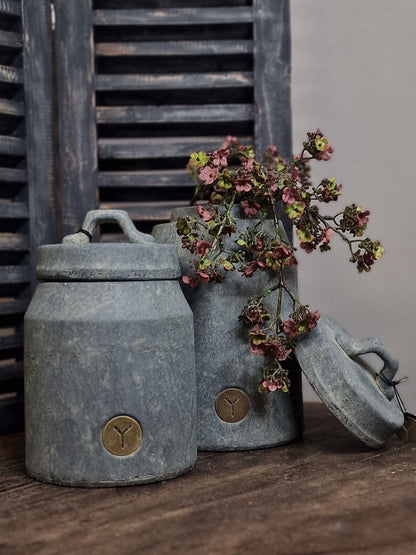 Brynxz Pot and Top Maj. Vintage L D.15 H.26