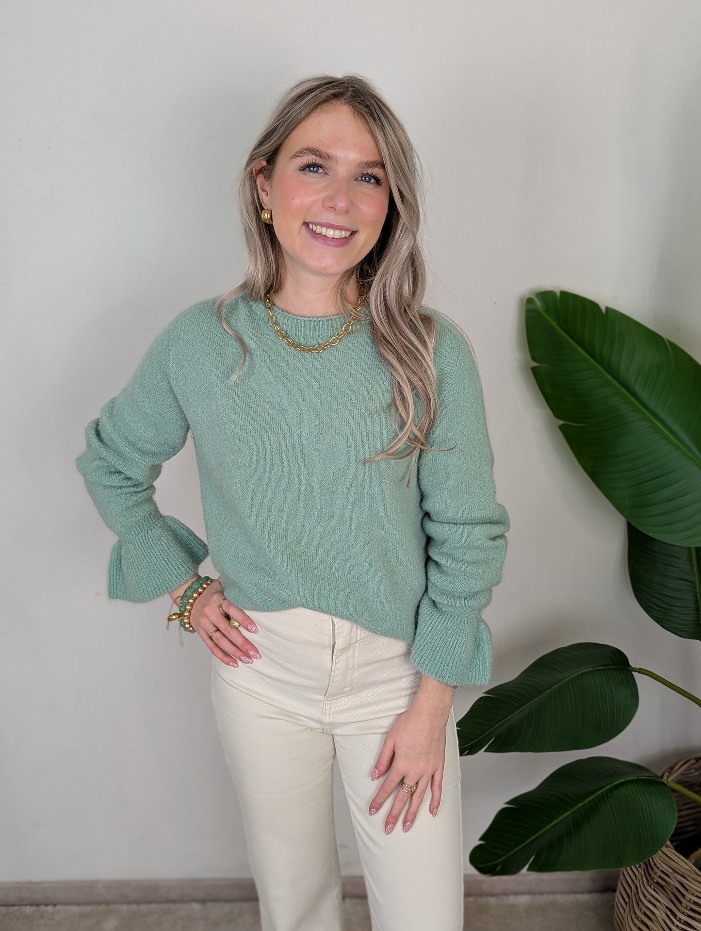 Fijn gebreide trui met ruffle mouwen - Groen